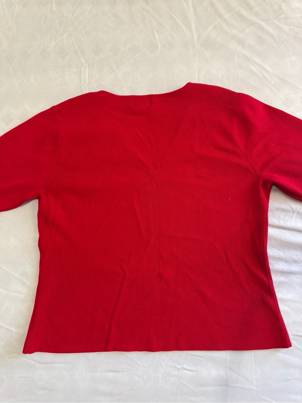 Women's Red V-Neck Short Sleeve Knit Top - Picture 11 of 12